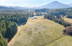 1491 Draper Valley Road, Selma, OR 97538