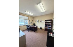 7965 Stone Creek Drive, Chanhassen, MN 55317