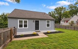 1400 E Hayward Avenue, Independence, MO 64050