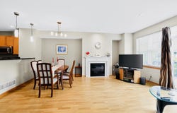 8138 Oakview Circle N, Maple Grove, MN 55369