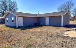 408 2nd, LaCenter, KY 42056