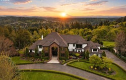 24770 SW VALLEY VIEW Rd, WestLinn, OR 97068