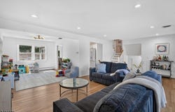 22 Woodside Rd, Springfield Twp., NJ 07081-2701