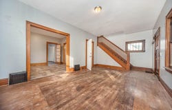 1214 Oak Street, Kalamazoo, MI 49008