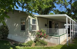 244 E PAN AMERICAN E, Murray, UT 84107