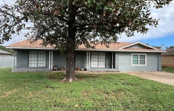 2809 N Murco Drive, Mineral Wells, TX 76067