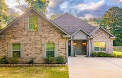 617 Edgemoor Terrace, Benton, AR 72015