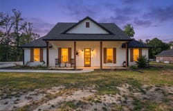 1562 N Willow Oak Road, Gladewater, TX 75647