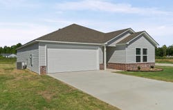 65 Farmhouse Loop, Beebe, AR 72012
