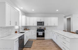 203 Palomino Ct, Pinehurst, ID 83850
