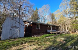 7122 Maple Grove Road, Munising, MI 49862