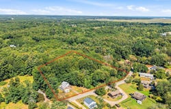 31 Pages Lane, Hampton Falls, NH 03844