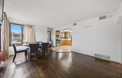 6559 W 60th Place, Chicago, IL 60638