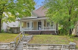 222 N Joplin Avenue, Joplin, MO 64801