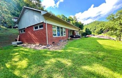 821 Ivy, Harlan, KY 40831