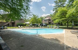 13803 Amiot Drive, St Louis, MO 63146