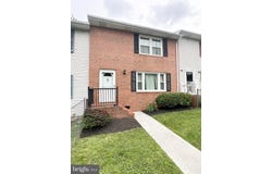 8 Biggs Drive, Front Royal, VA 22630