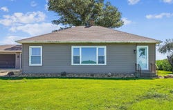 8124 Logan Avenue, Waterloo, IA 50703