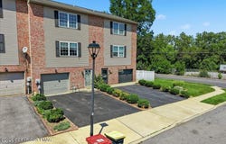 13 Jazz Circle, Whitehall, PA 18052