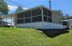 60 Pine Avenue, Franklin, NC 28734