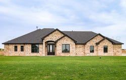 9406 SHADOW BEND Avenue, Amarillo, TX 79119
