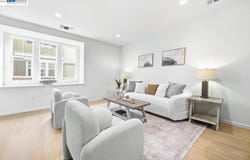 6677 S Mariposa Ln, Dublin, CA 94568