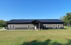 104 Cramer Ave, Shelbina, MO 63468