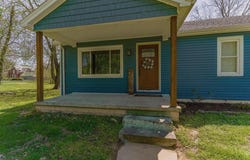 211 W 8th, Grandview, IN 47615