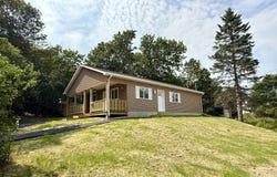 14 Mitchell Street, Eastport, ME 04631