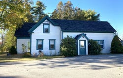 122 Cross Road, Hancock, ME 04640