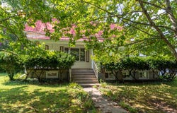 200 Crestview Drive, Dongola, IL 62926