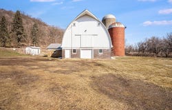 48050 Old River Bluff Road, Saint Peter, MN 56082