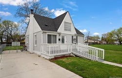 25181 Lawn Street, Roseville, MI 48066