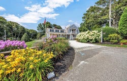 5 Hillcrest Lane, Chatham, MA 02650