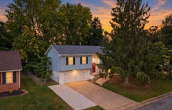 525 EDWARDIAN LN, WAYNESBORO, VA 22980
