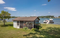 70619 Sunset Boulevard, Union, MI 49130