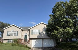 105 Hillcrest St, Chillicothe, MO 64601