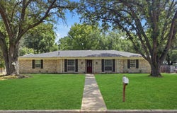 1609 Greenway, Gilmer, TX 75644
