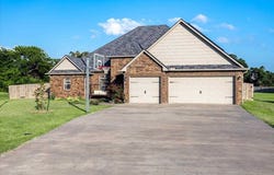 1212 NE Baybrook, Elgin, OK 73538