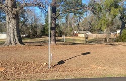1003 Fairview Dr, WAYNESBORO, MS 39367