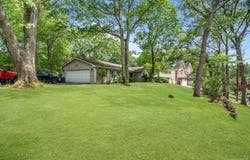 9 Dillmont Drive, Smithtown, NY 11787