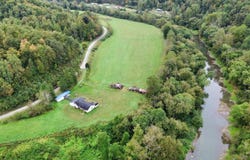 7292 Hode Road, Warfield, KY 41267