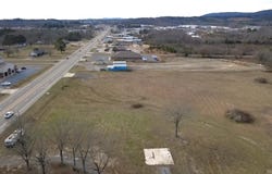 2006 N Hwy 71, Mena, AR 71953