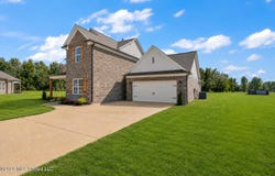 7607 Thomas Riley Street, Hernando, MS 38632