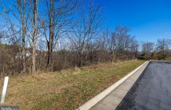 2122 WILLOW HILL Drive, HARRISONBURG, VA 22801