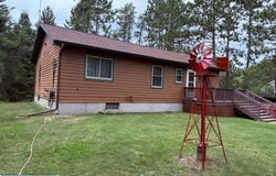 6807 Willow Road, Virginia, MN 55792