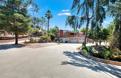 1026 Arnold Way, Alpine, CA 91901