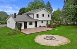 1013 Fairfield Ln, West Bend, WI 53090