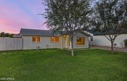 4234 E EARLL Drive, Phoenix, AZ 85018