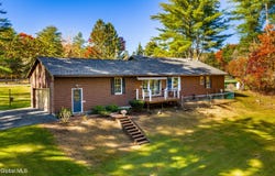 4 Boyce Road, Nassau, NY 12123